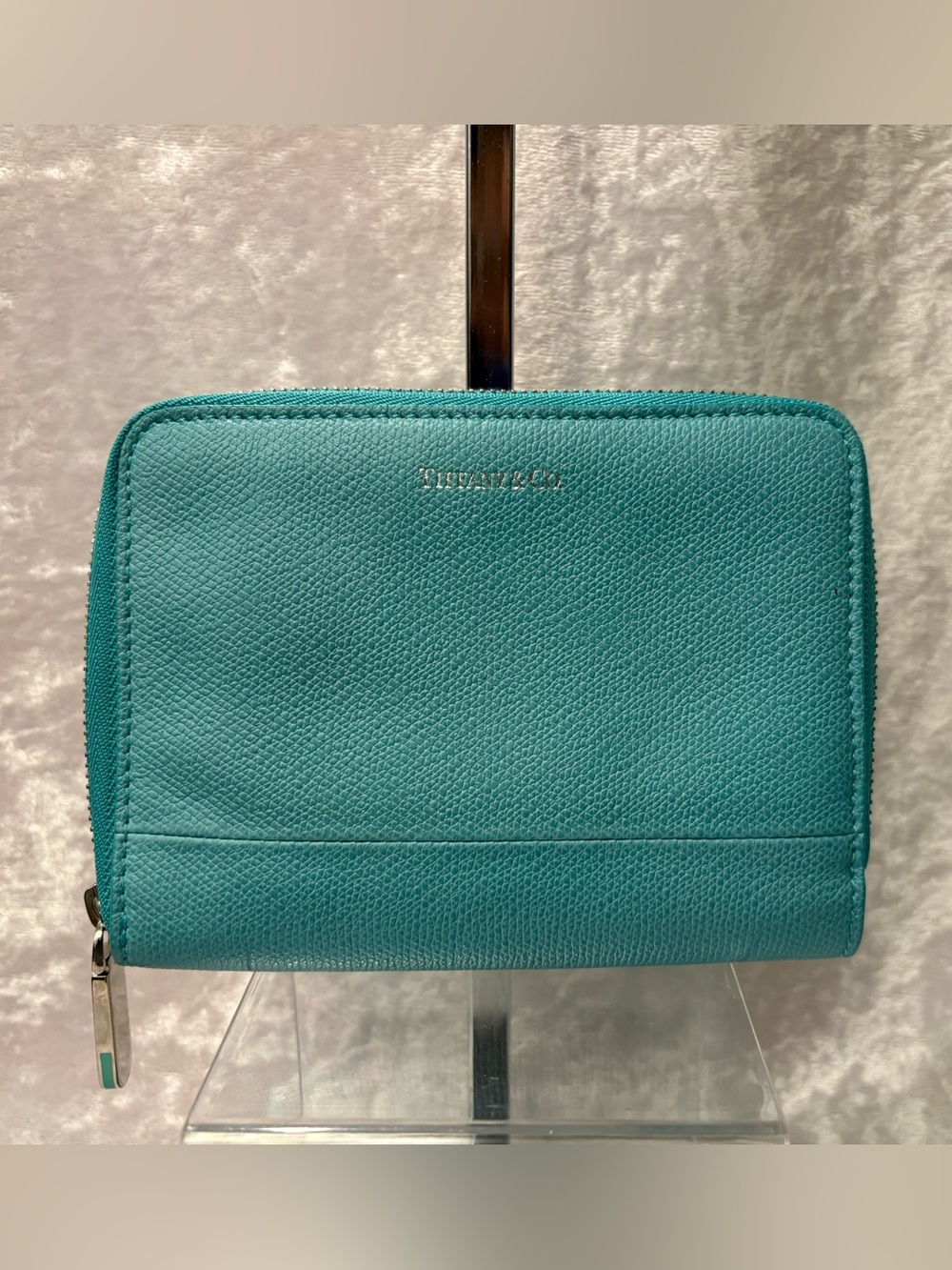 Tiffany & Co. Grain Leather Compact Zip-Around Wallet Authentic